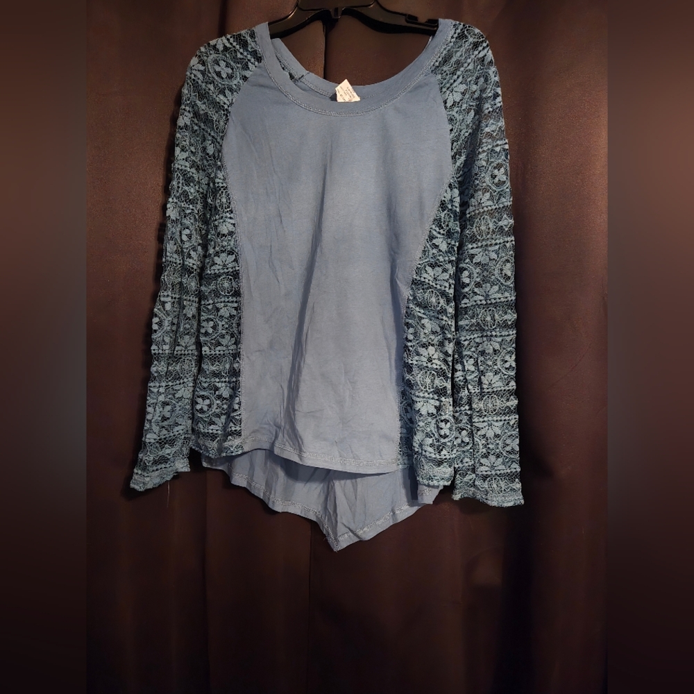 Mono Reno Lace Sleeve High Low Tunic Top | Teal Blue | Medium Boho